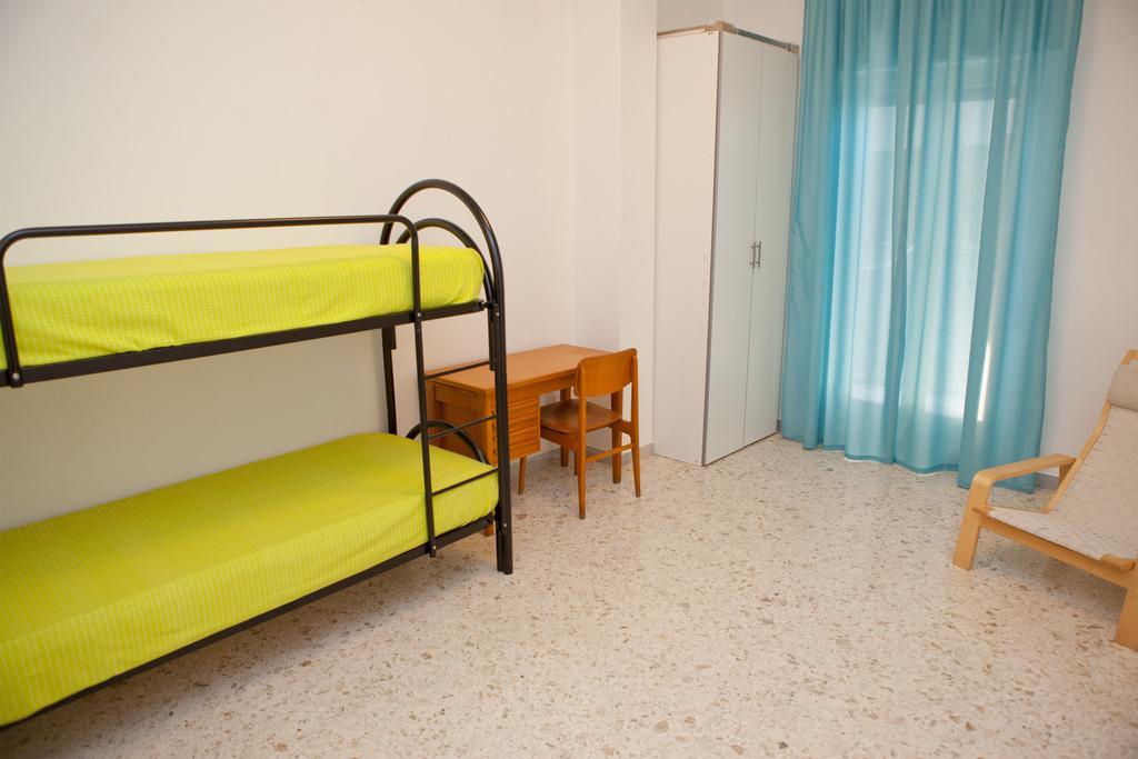 Appartamento Maipiusenza House Monopoli Camera foto