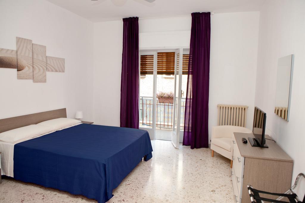 Appartamento Maipiusenza House Monopoli Esterno foto