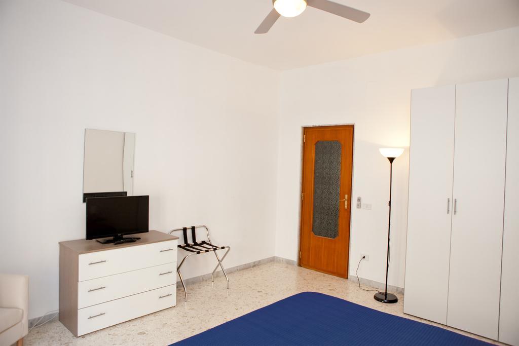 Appartamento Maipiusenza House Monopoli Esterno foto
